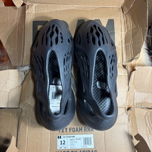 New in box Adidas Men Sz 12 Foam Runner RNNR Black slide slip on - Picture 5 of 9